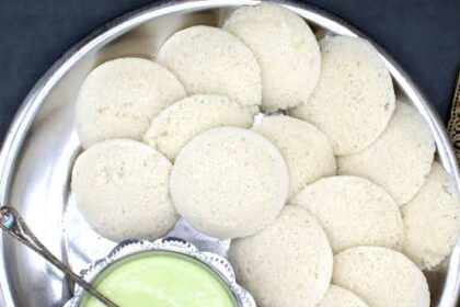 फूली-फूली साउथ इंडियन इडली